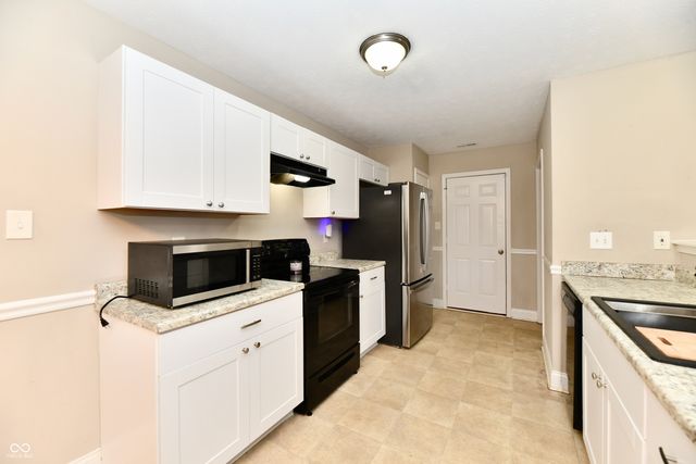 1010 Maple Drive W, Lebanon, IN 46052