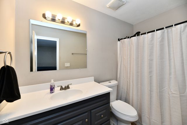 1010 Maple Drive W, Lebanon, IN 46052