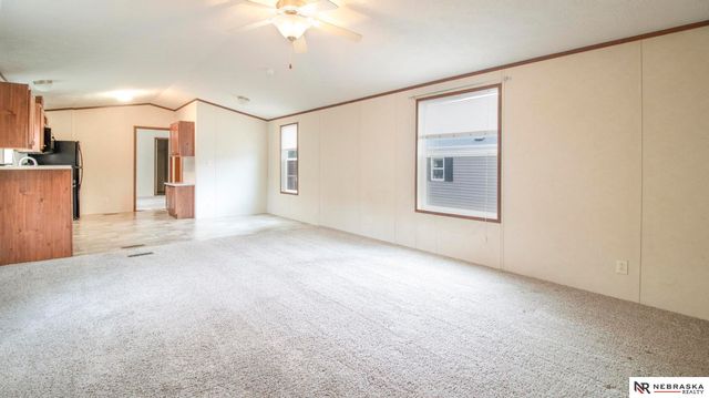 3715 NW Fairwood Court, Lincoln, NE 68521