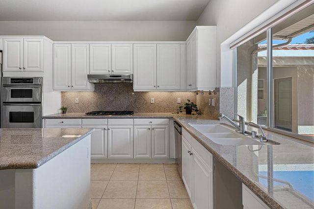 77 Clavel Court, Palm Desert, CA 92260