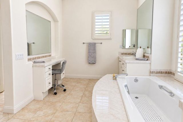 77 Clavel Court, Palm Desert, CA 92260
