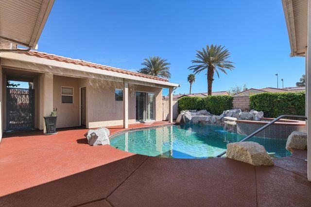 77 Clavel Court, Palm Desert, CA 92260