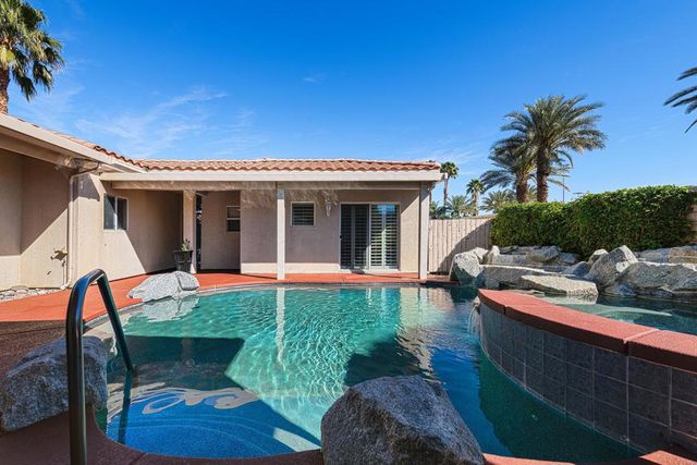 77 Clavel Court, Palm Desert, CA 92260