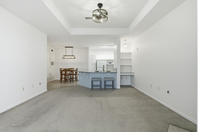 60 Fenwick Hall Allee Alley Apt 537, Johns Island, SC 29455