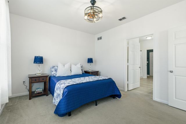 60 Fenwick Hall Allee Alley Apt 537, Johns Island, SC 29455