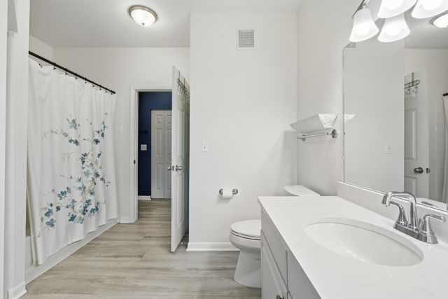 60 Fenwick Hall Allee Alley Apt 537, Johns Island, SC 29455