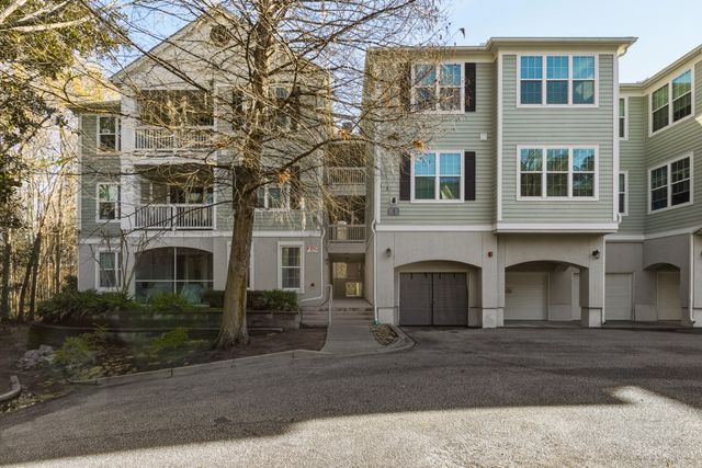 60 Fenwick Hall Allee Alley Apt 537, Johns Island, SC 29455