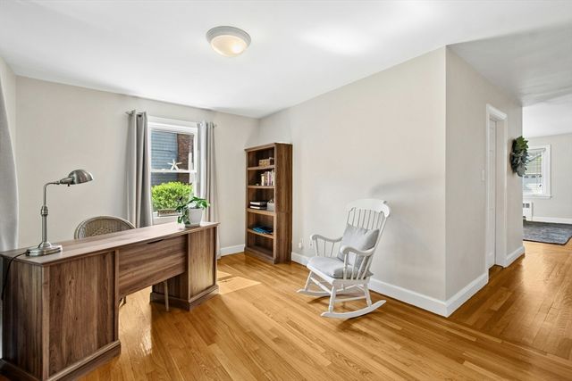 30 Shetland Rd, Marblehead, MA 01945