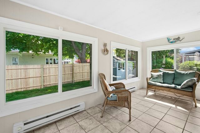 30 Shetland Rd, Marblehead, MA 01945