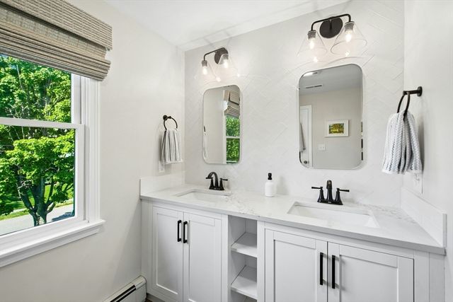 30 Shetland Rd, Marblehead, MA 01945