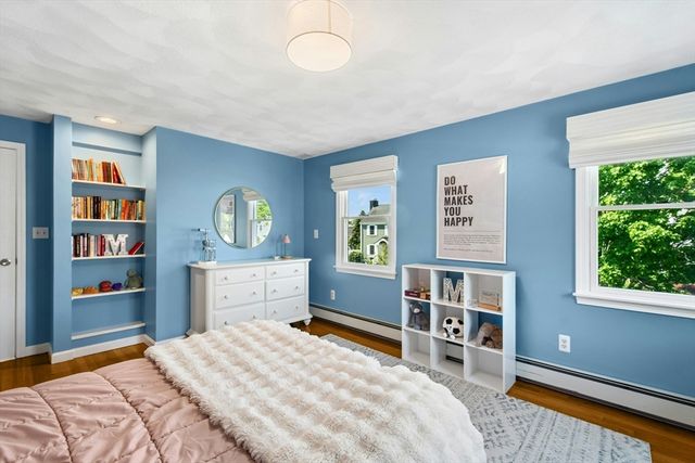 30 Shetland Rd, Marblehead, MA 01945