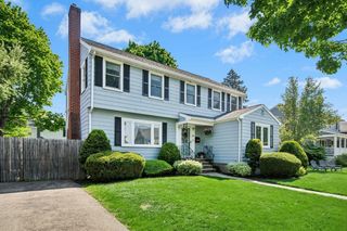 30 Shetland Rd, Marblehead, MA 01945