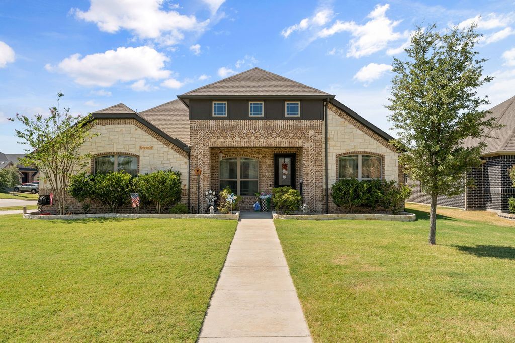 2103 Rose Court, Waxahachie, TX 75165 — exterior