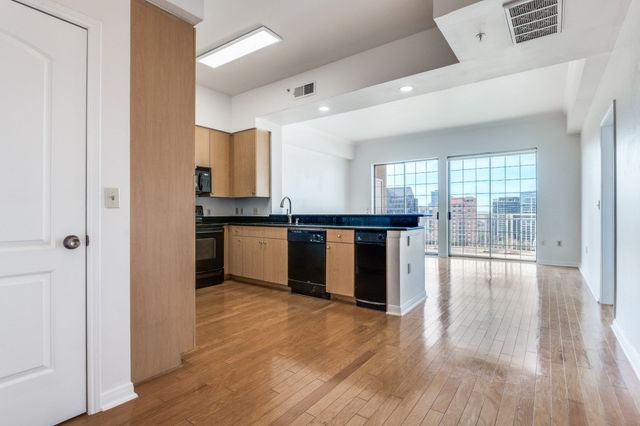 3225 Turtle Creek Boulevard 1212, Dallas, TX 75219