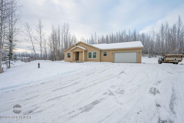 13965 W Aero Lane, Big Lake, AK 99652