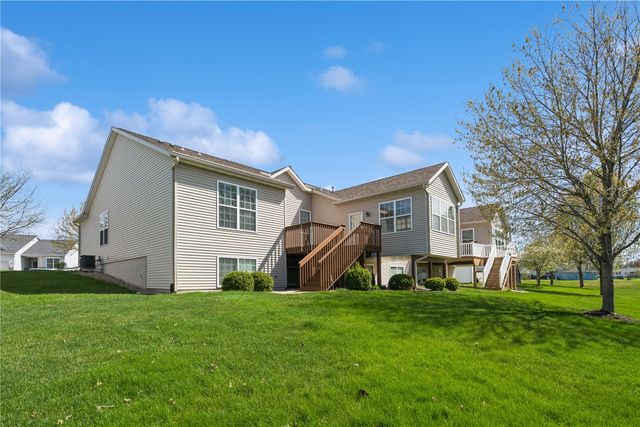2922 Somerbrook Lane, Marion, IA 52302