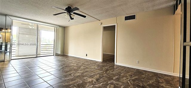 403 NW 68th Ave 309, Plantation, FL 33317