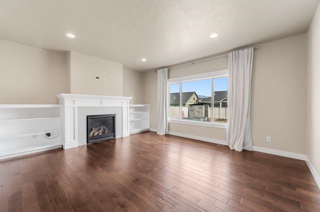 19619 E Knox Ave, Liberty Lake, WA 99016