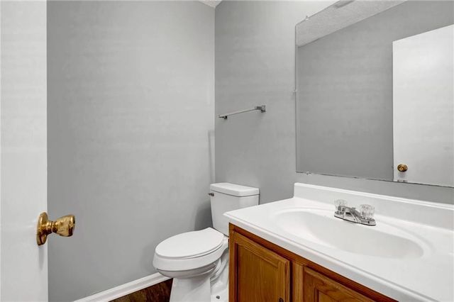 3767 Oakwood Hills Drive, Oakwood, GA 30566