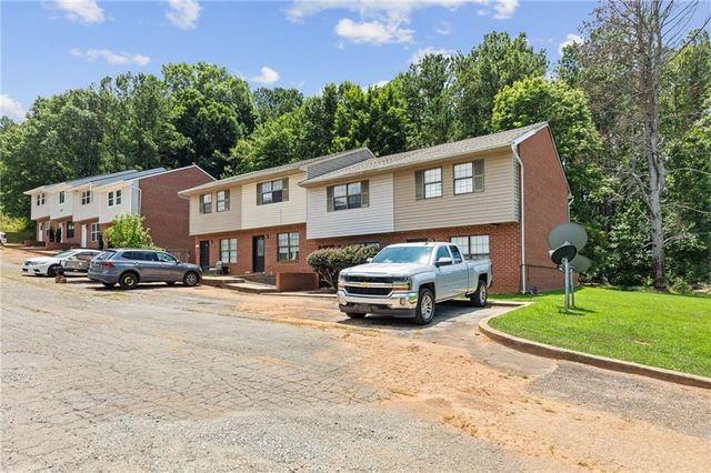 3767 Oakwood Hills Drive, Oakwood, GA 30566