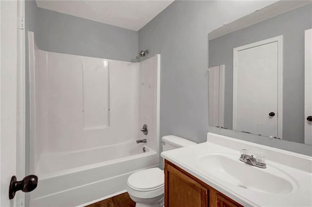 3767 Oakwood Hills Drive, Oakwood, GA 30566