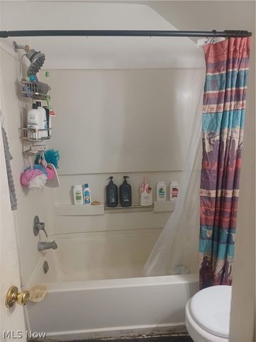 718 Hillsdale, Warren, OH 44485