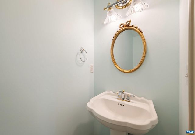16 CLIFTWOOD RD, Palmyra, VA 22963