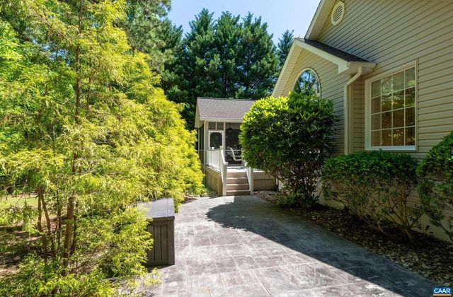16 CLIFTWOOD RD, Palmyra, VA 22963