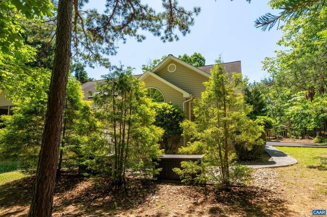 16 CLIFTWOOD RD, Palmyra, VA 22963