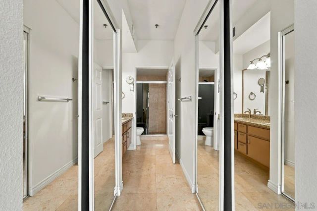 680 Camino De La Reina 2201, San Diego, CA 92108