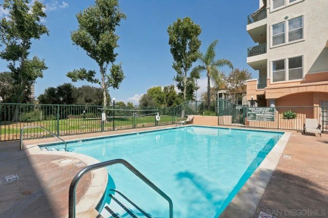 680 Camino De La Reina 2201, San Diego, CA 92108