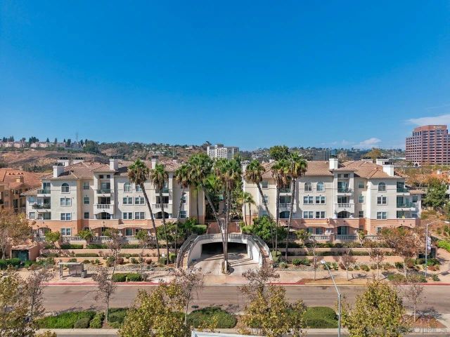 680 Camino De La Reina 2201, San Diego, CA 92108