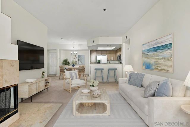 680 Camino De La Reina 2201, San Diego, CA 92108