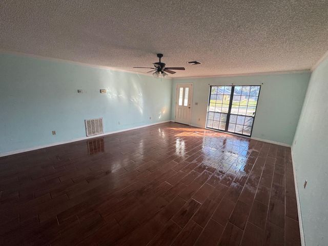 1826 4th Place, Vero Beach, FL 32962