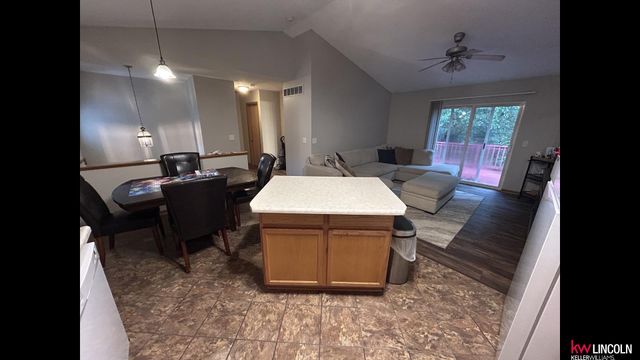 216 W Irving Street, Lincoln, NE 68521