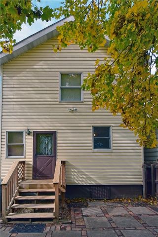111 Mulberry St, Coraopolis, PA 15108