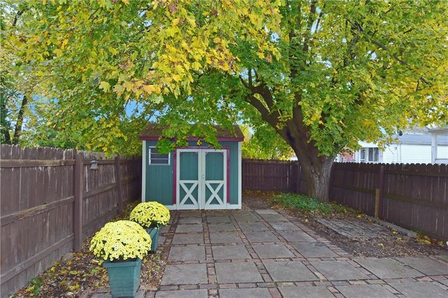 111 Mulberry St, Coraopolis, PA 15108