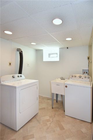 111 Mulberry St, Coraopolis, PA 15108