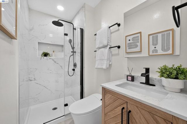 32536 Lake Barlee Ln, Fremont, CA 94555