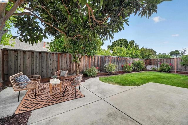 32536 Lake Barlee Ln, Fremont, CA 94555