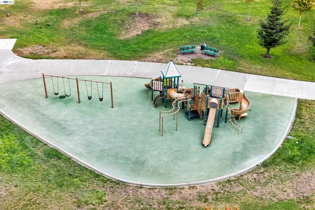 32536 Lake Barlee Ln, Fremont, CA 94555