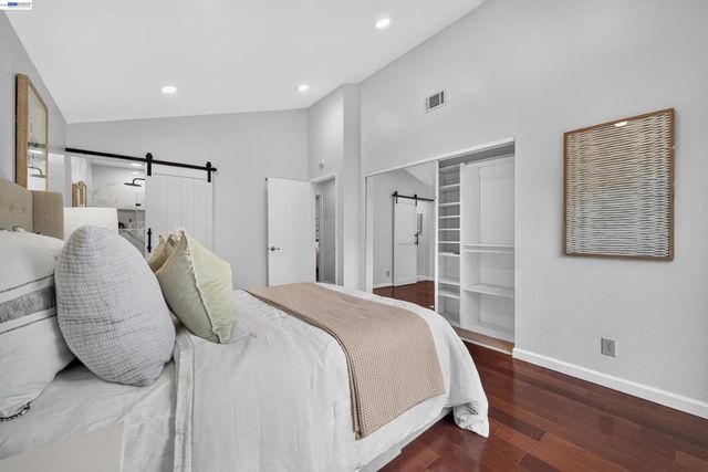 32536 Lake Barlee Ln, Fremont, CA 94555