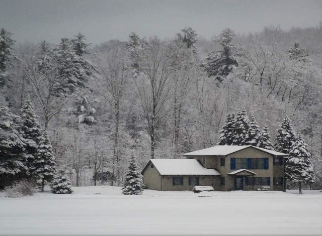 567 Mary Lane, Harrison, MI 48625