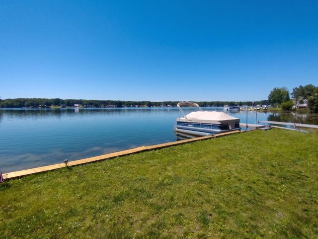 567 Mary Lane, Harrison, MI 48625