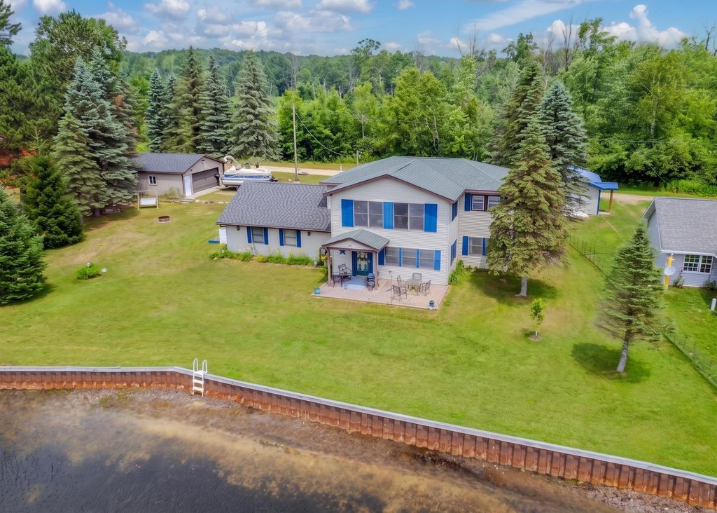 567 Mary Lane, Harrison, MI 48625