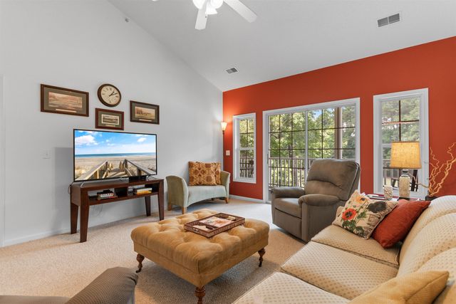 5846 Longwood Dr Unit 303, Murrells Inlet, SC 29576