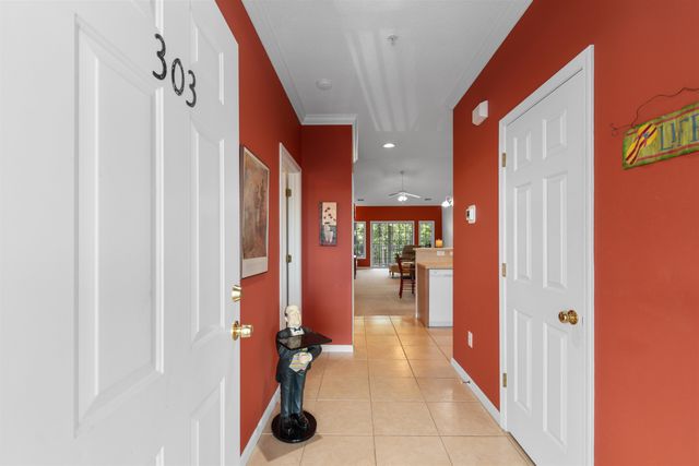 5846 Longwood Dr Unit 303, Murrells Inlet, SC 29576