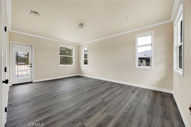 74 S Oak Avenue, Pasadena, CA 91107