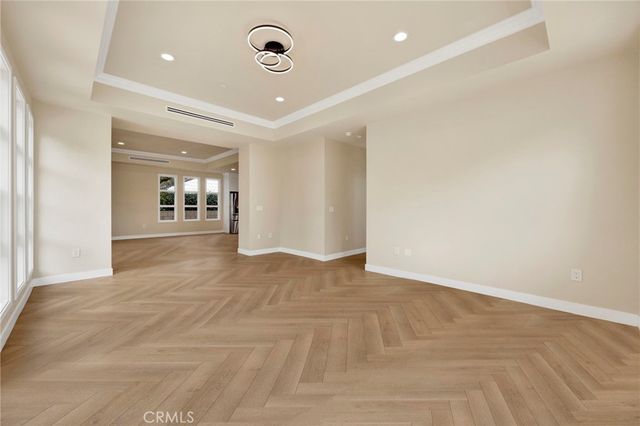 74 S Oak Avenue, Pasadena, CA 91107