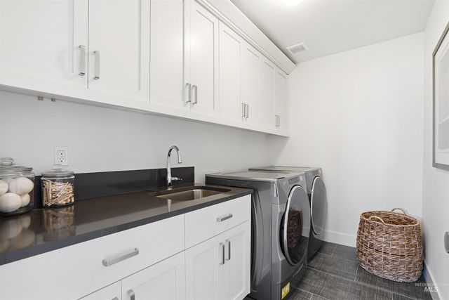 868 W Grassland St, Middleton, ID 83644